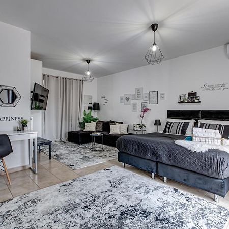 Milo Luxury House -Free Airport Pick Up-10Min Drive Villa Markópoulon Eksteriør billede